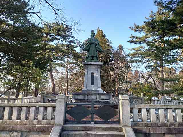 久保田城 佐竹義堯像