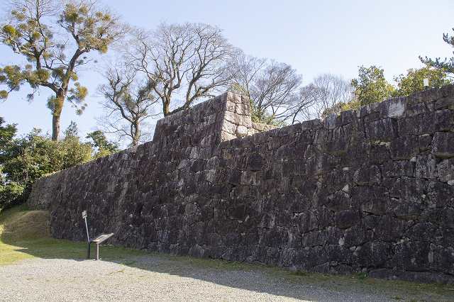 伊賀上野城 筒井古城の石垣群