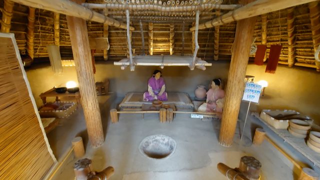 吉野ヶ里遺跡_南内郭「王」の家02