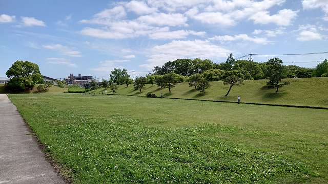 佐賀城 本丸西側土塁石垣03