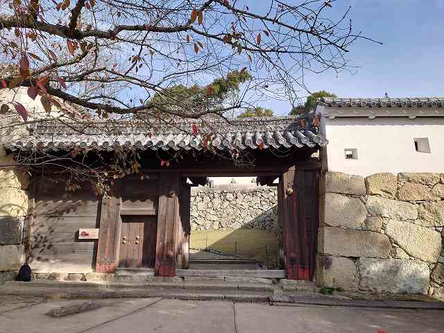 姫路城 ろの門