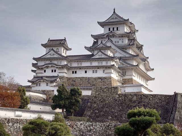 姫路城(西の丸から見た)