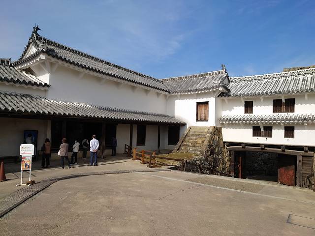 姫路城 リの一渡櫓、リの二渡櫓とぬの門