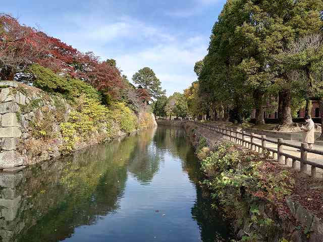 姫路城 姫路神社付近の内堀