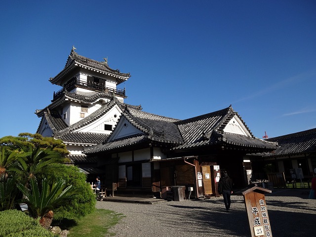 高知城 三ノ丸から見た天守