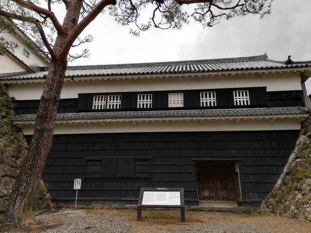 高知城 詰門(正面)