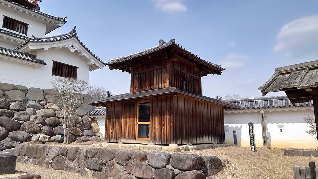 白石城_鐘堂02