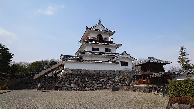 白石城_天守(三階櫓)01