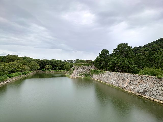 萩城 天守台石垣と内堀