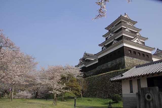 大洲城 二の丸から見た天守と櫓群