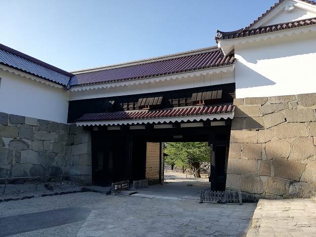 鶴ヶ城(会津若松城) 表門(本丸)