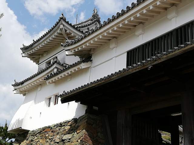 和歌山城 二の御門櫓と二の御門