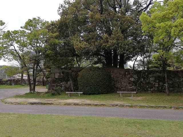 広島城 本丸下段の石垣