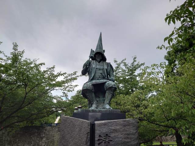 熊本城 清公像(熊本城入口)