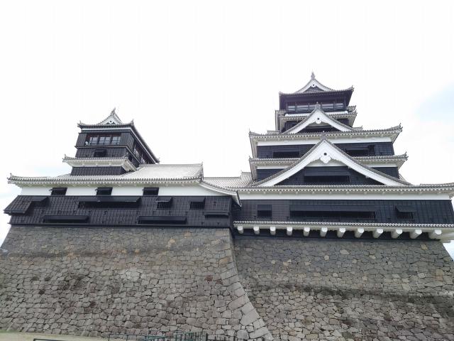 熊本城 大天守と小天守(平左衛門丸から見た)