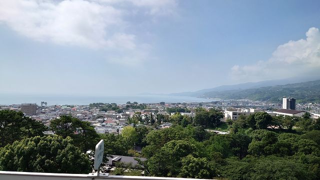 小田原城_天守閣から見た相模湾02