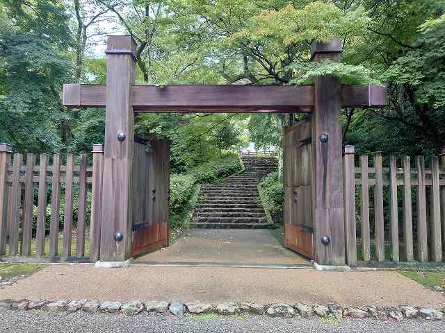 岐阜城 織田信長居館跡入口