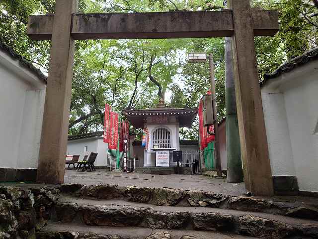 岐阜城 伝二の門、台所跡