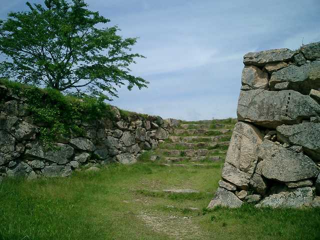 竹田城 三の丸の虎口石垣