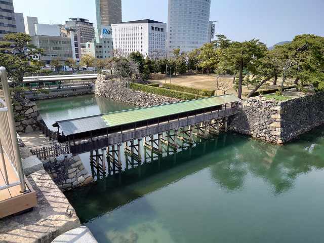高松城 鞘橋(天守台からの眺め)