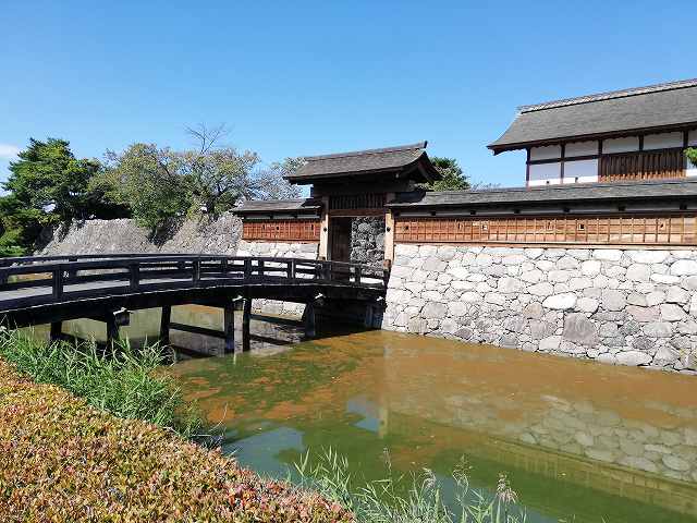 松代城 太鼓門前橋と内堀