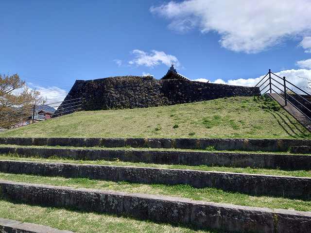 小諸城 大手門(市営大手門公園からの眺め)