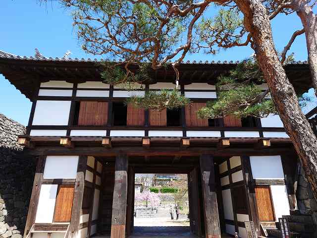 小諸城 大手門