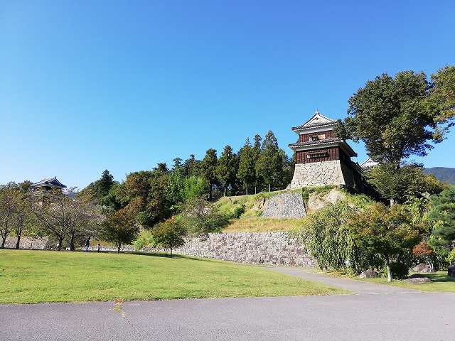 上田城 南櫓と尼が淵公園内