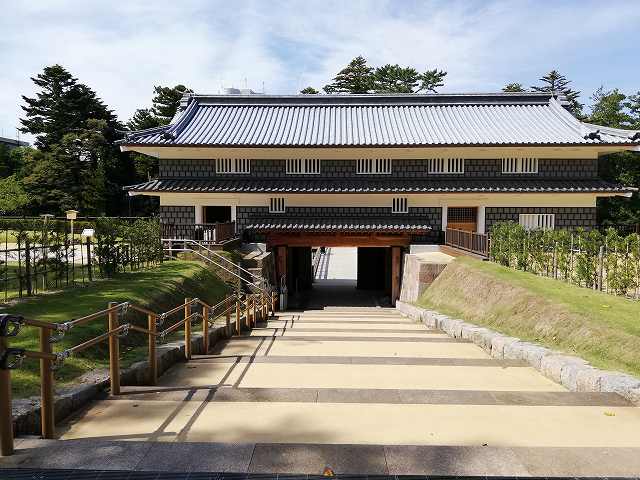 金沢城 鼠多門