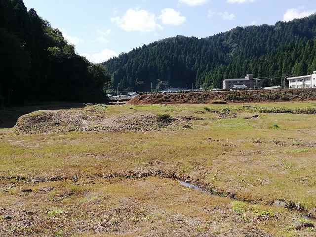 一乗谷朝倉氏遺跡 家臣屋敷跡と上城戸土塁跡