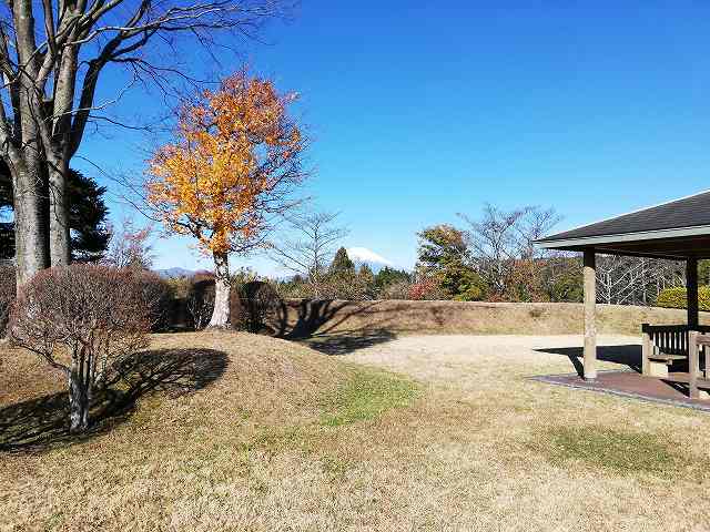 山中城 御馬場曲輪