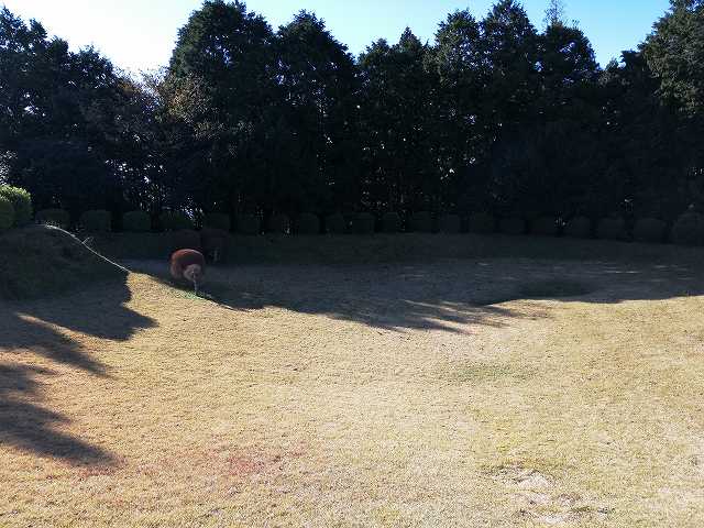 山中城 すり鉢曲輪