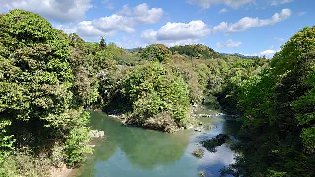 長篠城_豊川からみた長篠城05