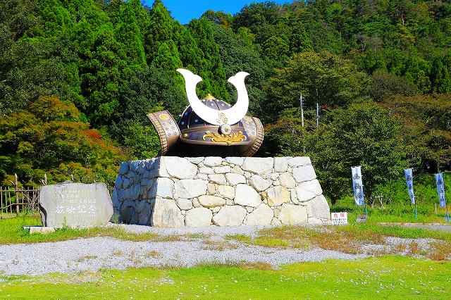 小谷城跡ガイド館 浅井三代の里02