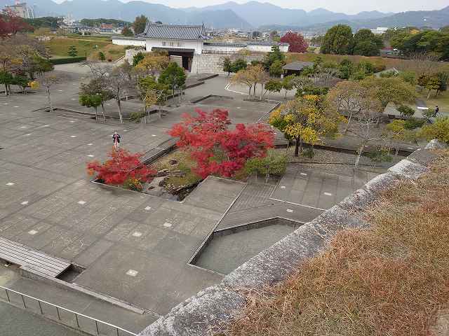 赤穂城 本丸御殿跡(天守台から見た)
