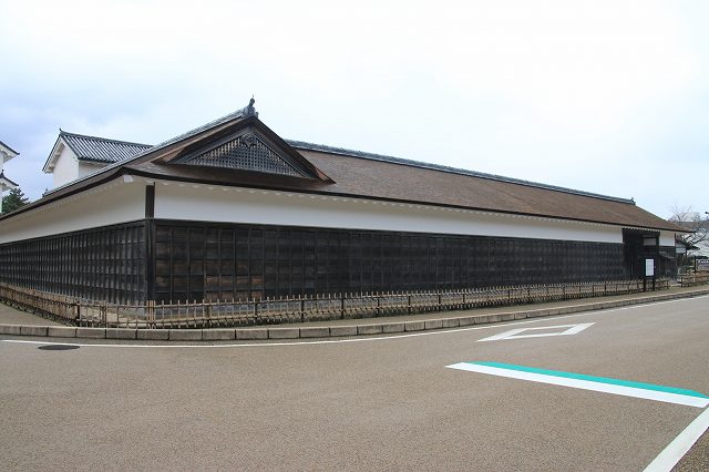 彦根城 馬屋